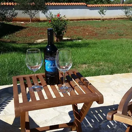 Vila Piscina *